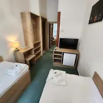 Guest house City 3*