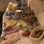City Guest house 3*