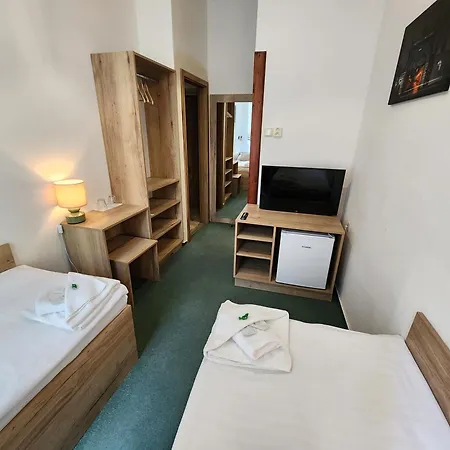 Guest house City 3*